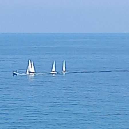 Sweet Sea View Διαμέρισμα Σαβόνα Εξωτερικό φωτογραφία