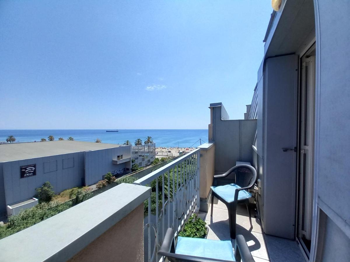Sweet Sea View Διαμέρισμα Σαβόνα Εξωτερικό φωτογραφία