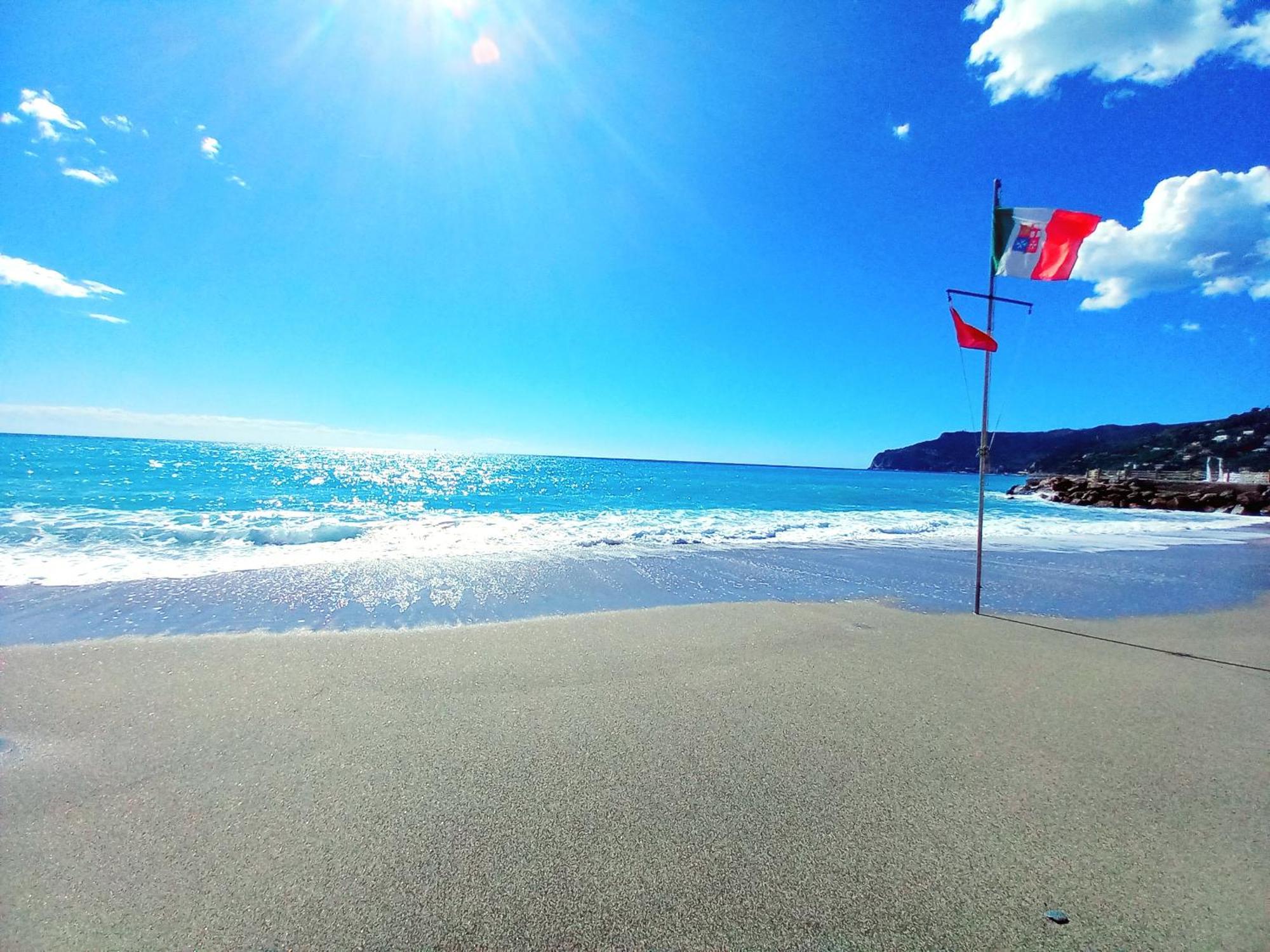 Sweet Sea View Διαμέρισμα Σαβόνα Εξωτερικό φωτογραφία