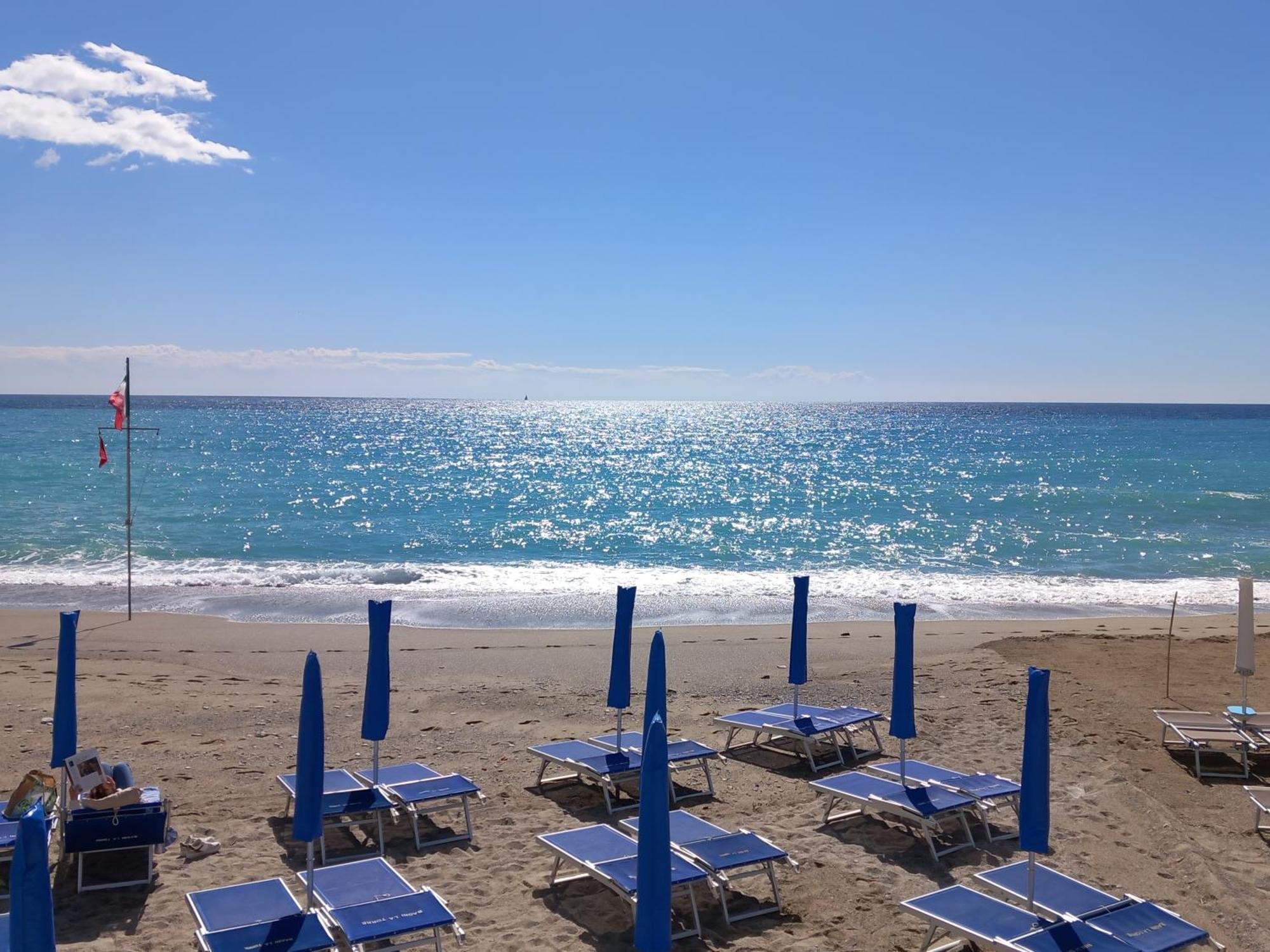 Sweet Sea View Διαμέρισμα Σαβόνα Εξωτερικό φωτογραφία